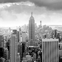 Schwarz-Weiss-Foto der New Yorker Skyline mit Empire State Building – Motiv „New York“ für urbane Lamellenvorhänge