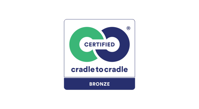 Cradle to Cradle Certified® Logo in Bronze-Auszeichnung mit grün-blauem Symbol auf weissem Hintergrund.